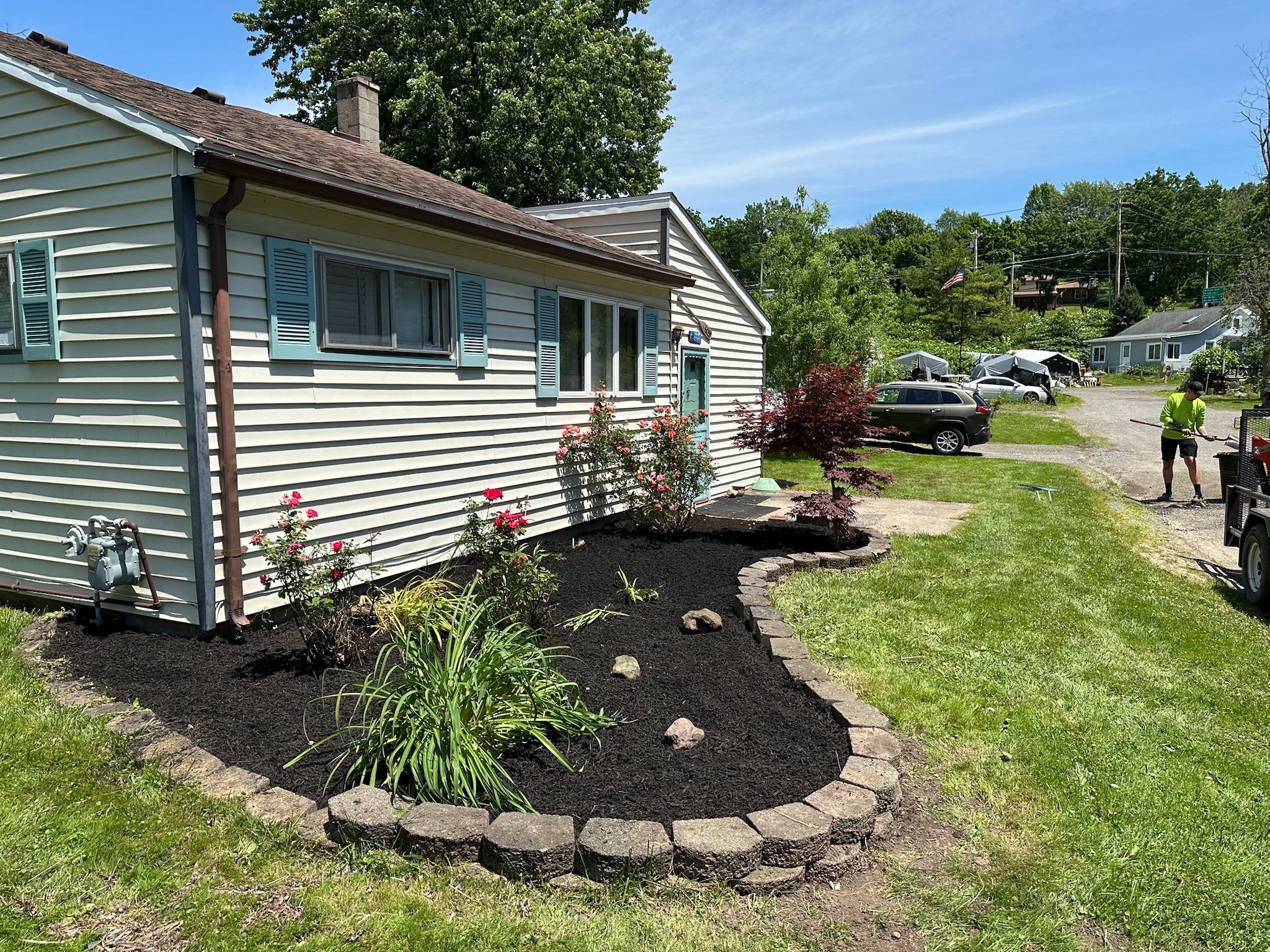 Mulch delivery and installation